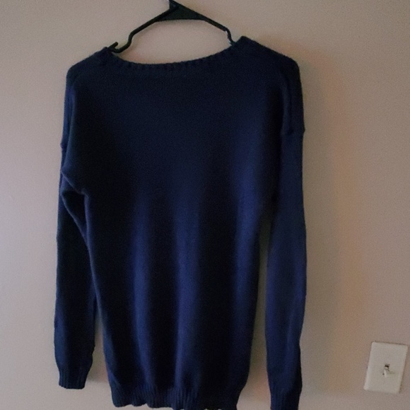 $12 - Picture 3 of 8